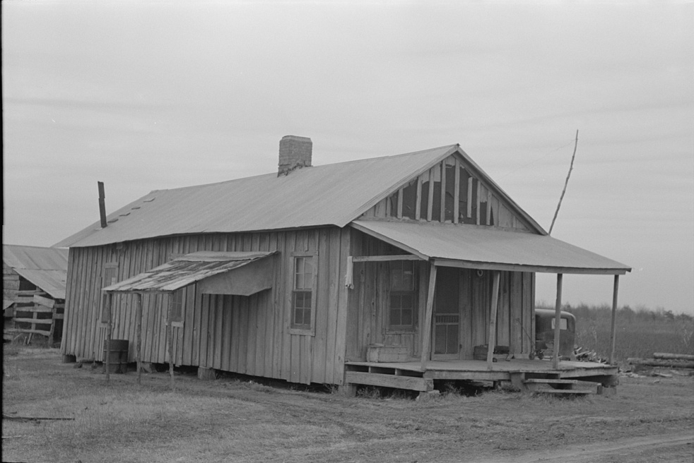 House of sharecroppers near Pace, Mississippi. Background photo for Sunflower Plantation