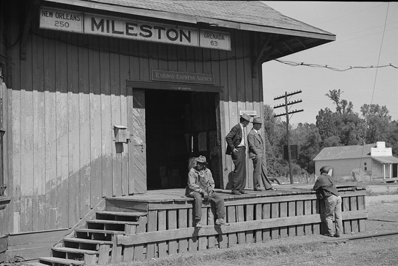 Plantation Railway Station